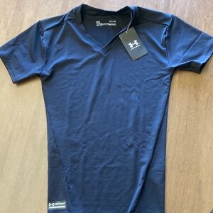 Under Armour Men’s Short-Sleeve V-Neck Compression Tee